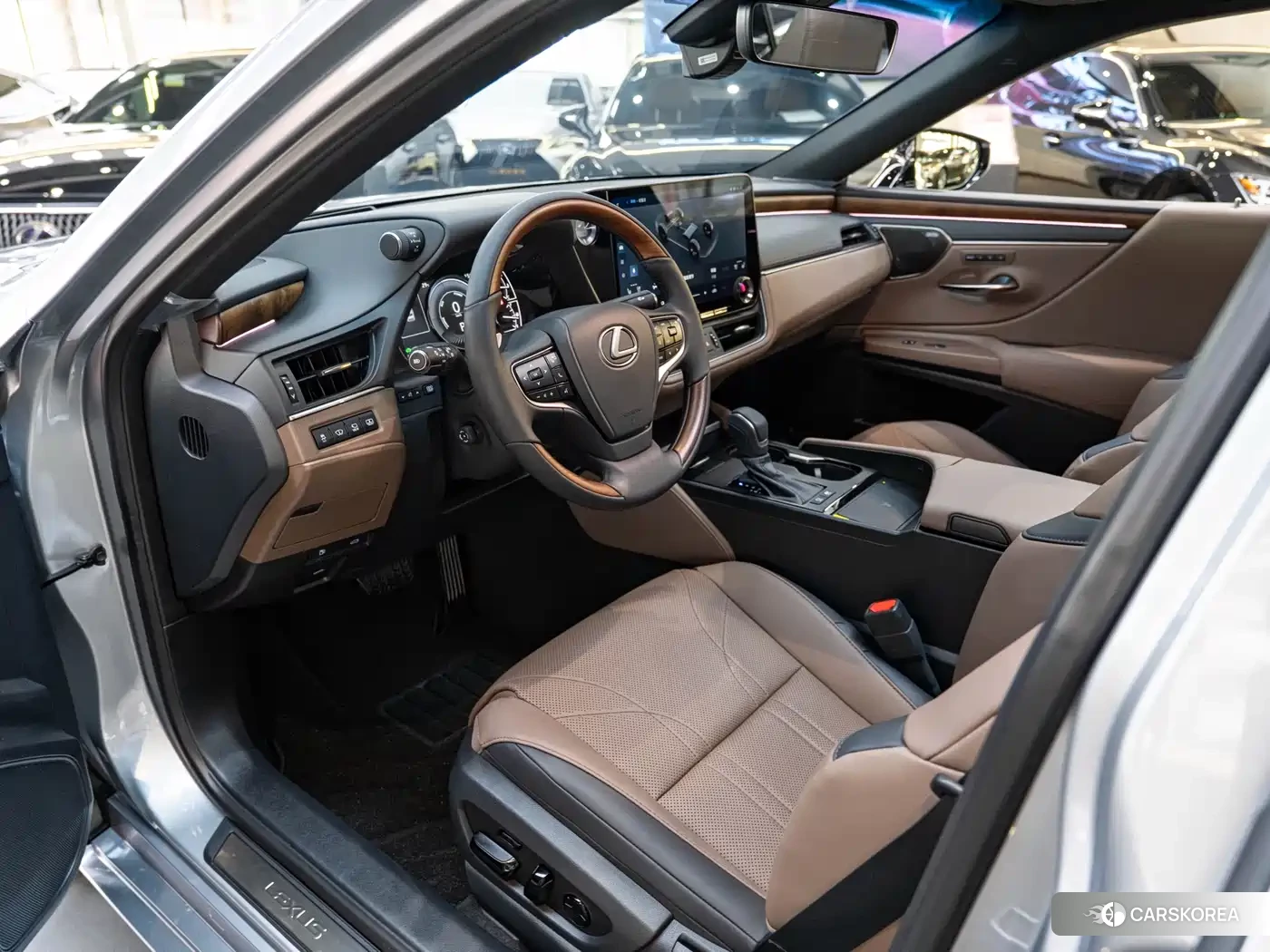 Lexus ES id 4565415 из Китая 20