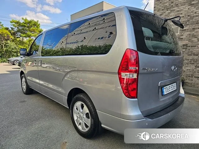 Hyundai The New Grand Starex id 3238596 из Кореи 15