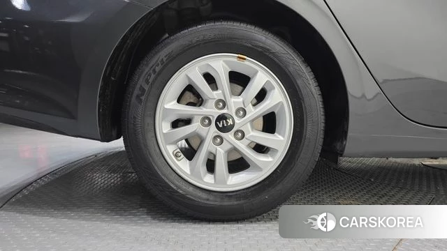 Kia Come New K3 id 3853902 из Кореи 15