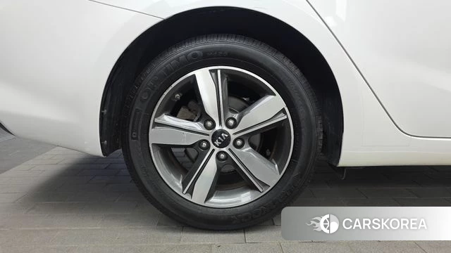 Kia The New K3 id 4521040 из Кореи 25