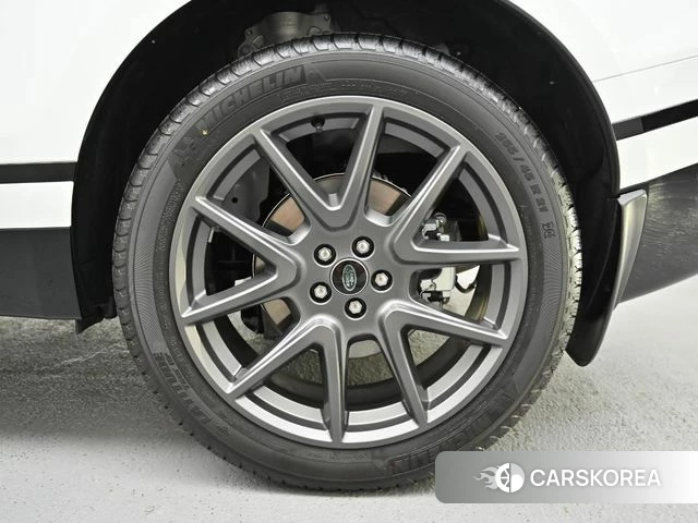 Land Rover Range Rover Velar id 4193991 из Кореи 15