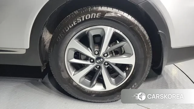 Kia The New Sorento id 3631747 из Кореи 15