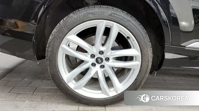 Audi Q7 (4M) id 3576565 из Кореи 15