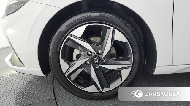 Hyundai Avante (CN7) id 3898013 из Кореи 16