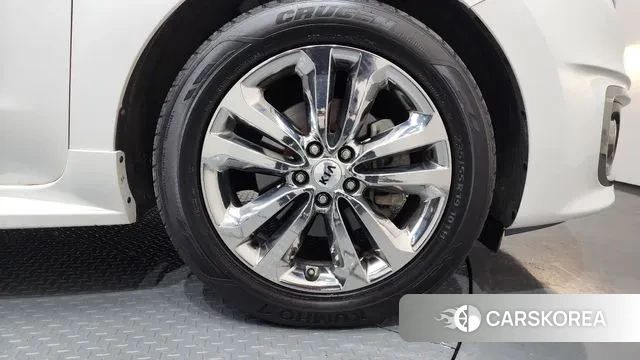 Kia All New Carnival id 3520642 из Кореи 15