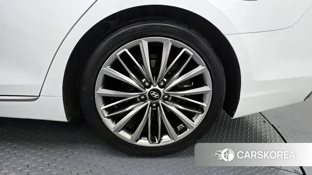 Hyundai Grandeur IG id 3095831 из Кореи 15