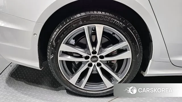 Audi A6 (C8) id 3377964 из Кореи 15