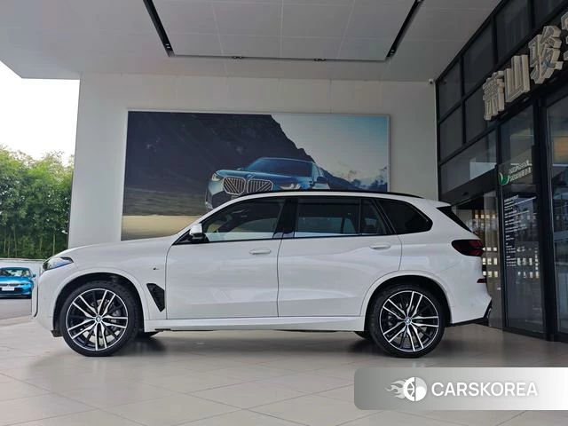 BMW X5 id 4392061 из Китая 13