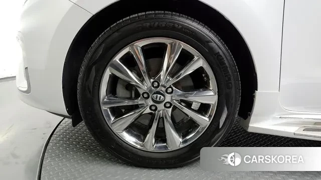 Kia The New Carnival id 3789730 из Кореи 15