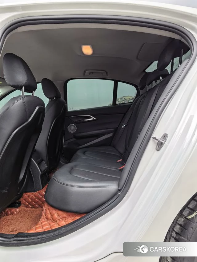 BMW 1 series id 4275854 из Китая 13