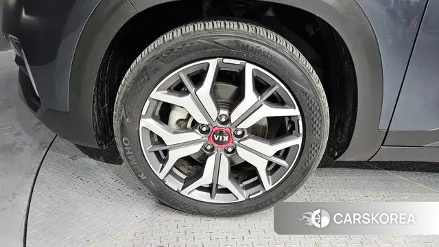 Kia Seltos id 3598214 из Кореи 15