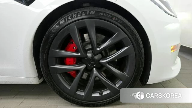 Tesla Model S id 3811579 из Кореи 15