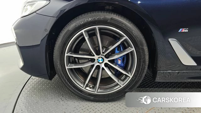 BMW 5 Series (G30) id 4774488 из Кореи 30