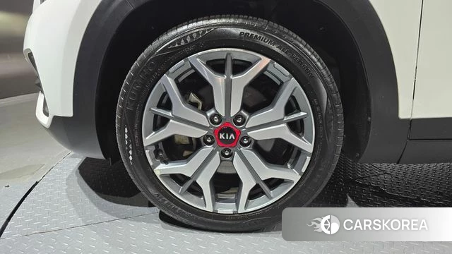 Kia Seltos id 4642339 из Кореи 28