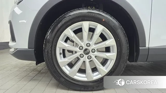 Audi Q3 (F3) id 3769549 из Кореи 15