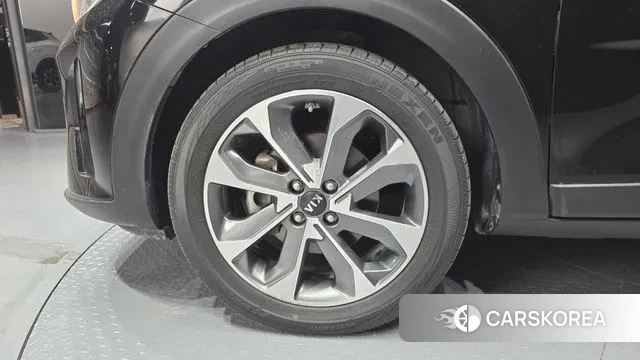 Kia Stonic id 3408341 из Кореи 15