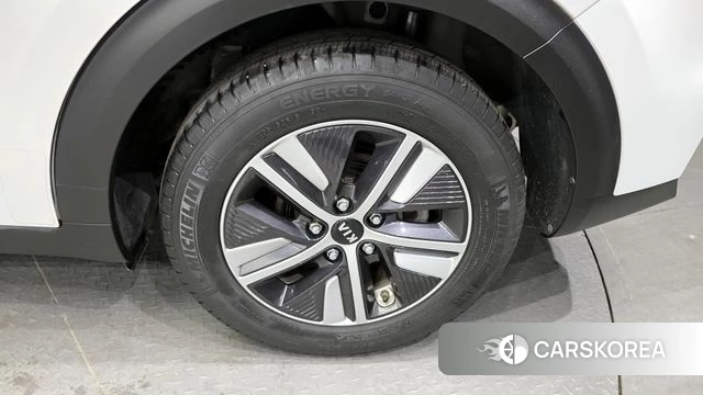 Kia The New Niro id 3860968 из Кореи 15