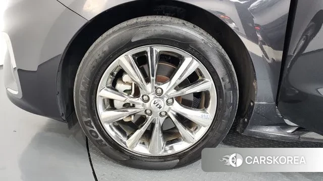 Kia The New Carnival id 3557570 из Кореи 15