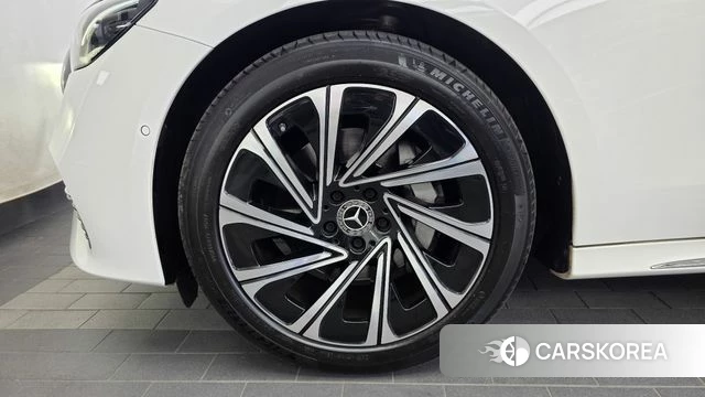 Mercedes-Benz E-Class W214 id 4462772 из Кореи 15