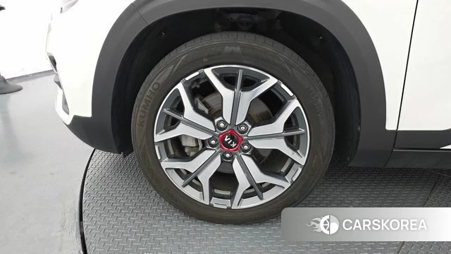Kia Seltos id 4344808 из Кореи 15
