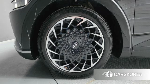 Hyundai Ionic 5 id 4322677 из Кореи 15