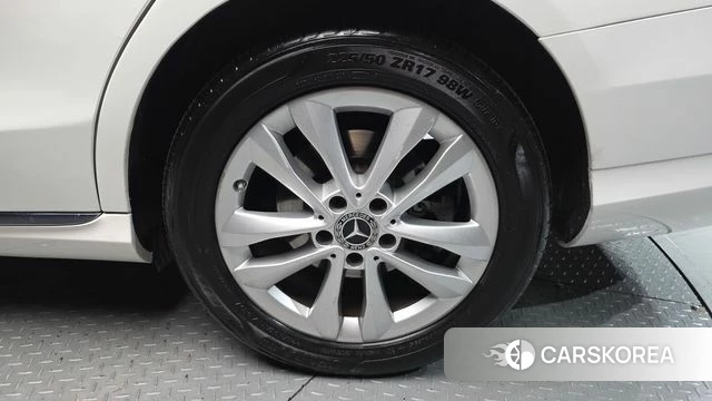 Mercedes-Benz C-Class W205 id 4652141 из Кореи 15