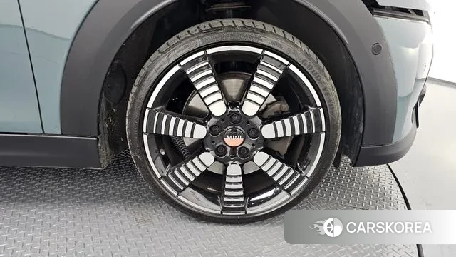 Mini Cooper S id 3294967 из Кореи 15