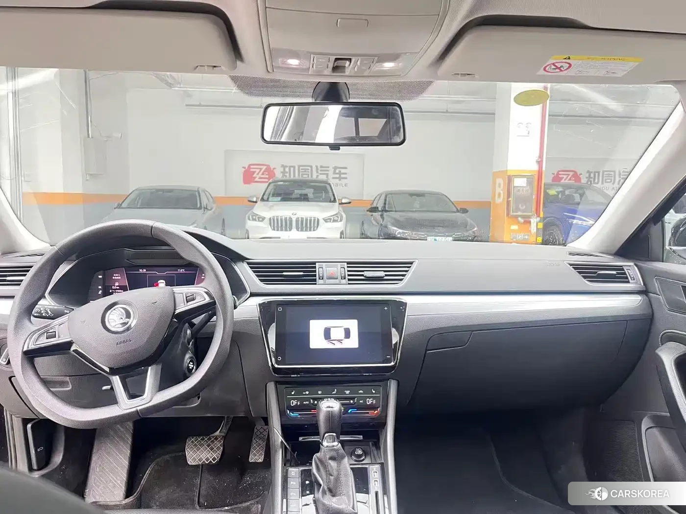 Skoda Superb id 4629471 из Китая 10