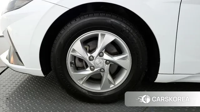 Hyundai Avante (CN7) id 3650179 из Кореи 15