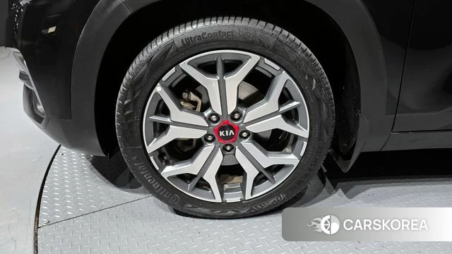 Kia Seltos id 3899318 из Кореи 15