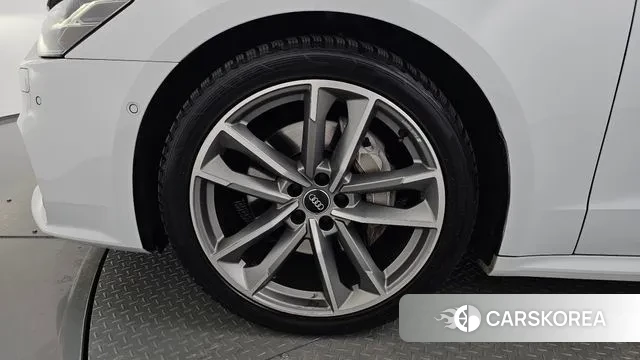 Audi A7 (4K) id 3448965 из Кореи 15