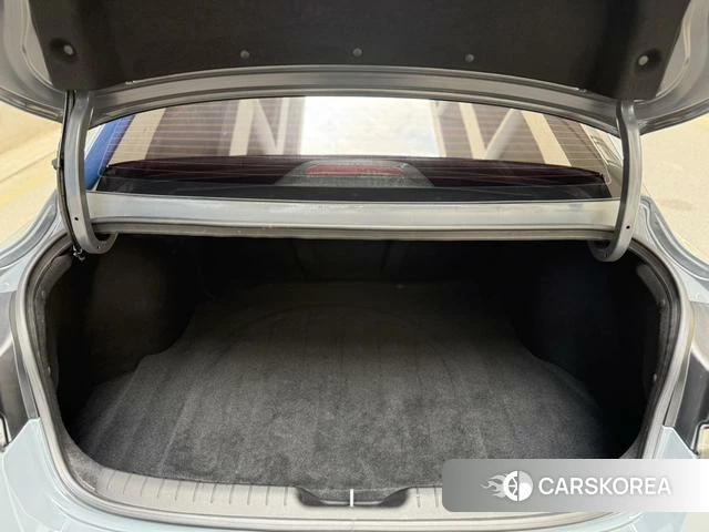 Hyundai Elantra id 4276219 из Китая 21