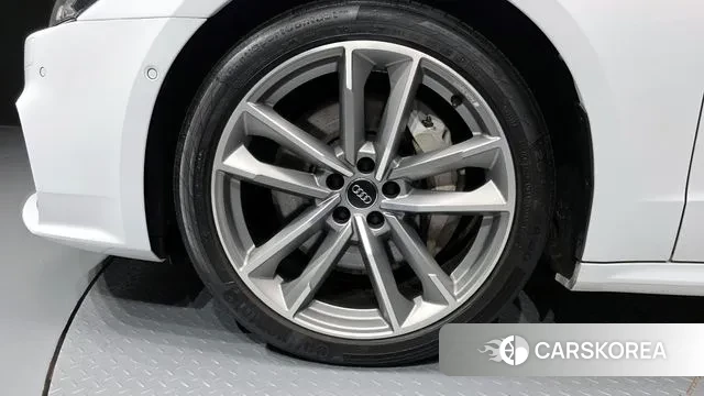 Audi A7 (4K) id 3335945 из Кореи 15