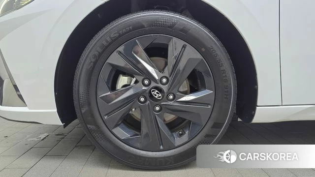 Hyundai Avante Hybrid (CN7) id 4506397 из Кореи 25