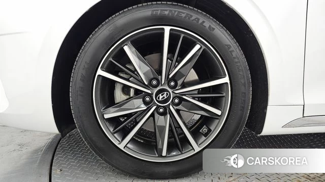 Hyundai The New Grandeur IG id 4764288 из Кореи 33