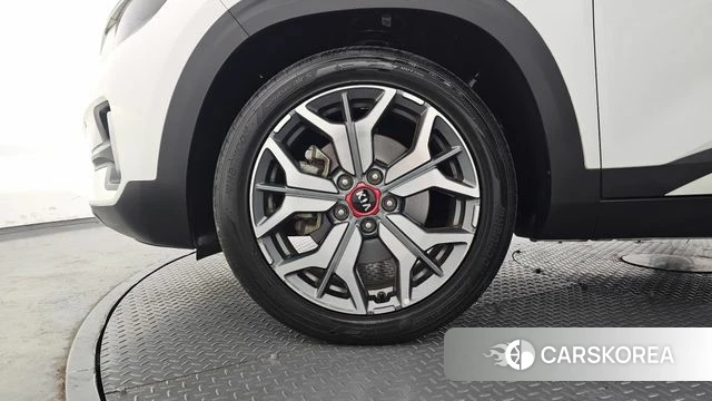 Kia Seltos id 4490489 из Кореи 15