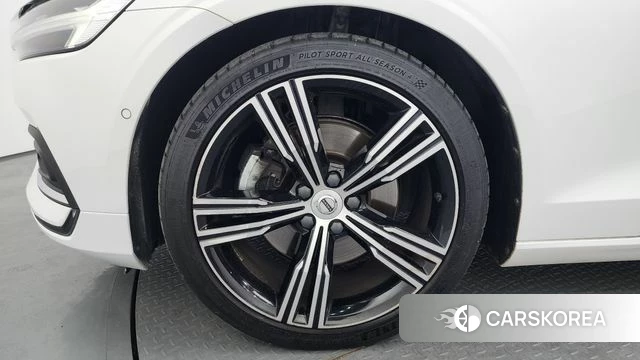 Volvo S60 3rd generation id 4267948 из Кореи 34