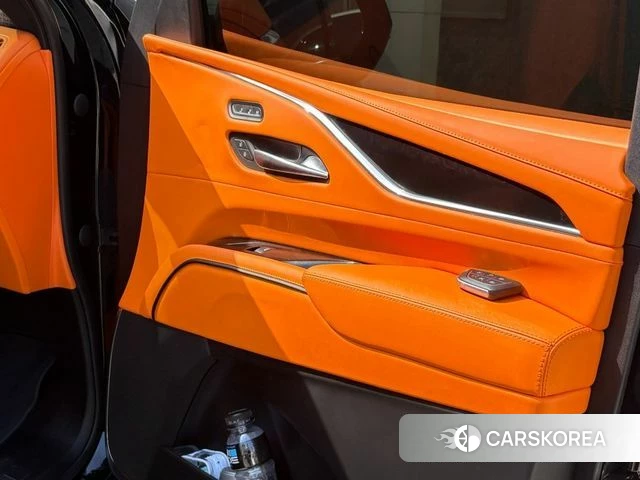 Cadillac Escalade 5th Generation 2021 Черный из Кореи, фото 5