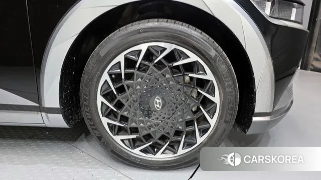 Hyundai Ionic 5 id 3054211 из Кореи 15