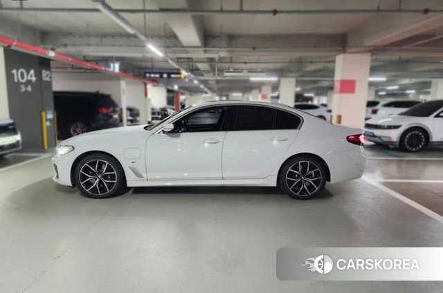 BMW 5 Series (G30) id 3965335 из Кореи 8