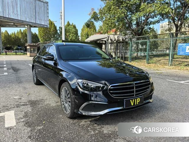 Mercedes-Benz E-class 2023 Черный из Китая, фото 5