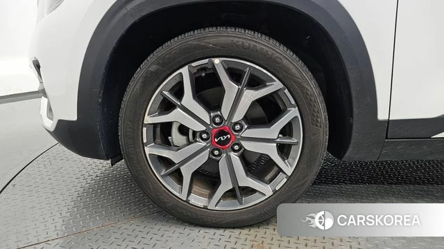 Kia Seltos id 4671128 из Кореи 25