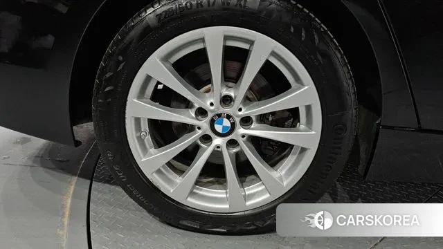 BMW 3 Series (F30) id 3045403 из Кореи 15