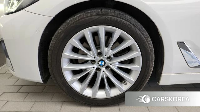 BMW 5 Series (G30) id 4323813 из Кореи 28