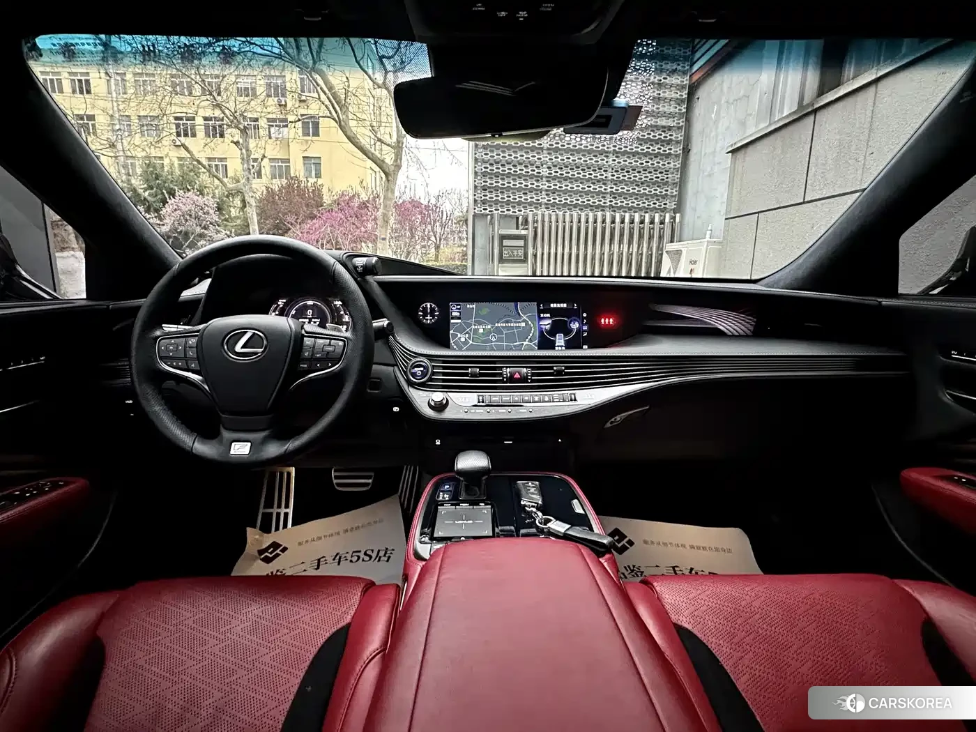 Lexus LS id 4600934 из Китая 12