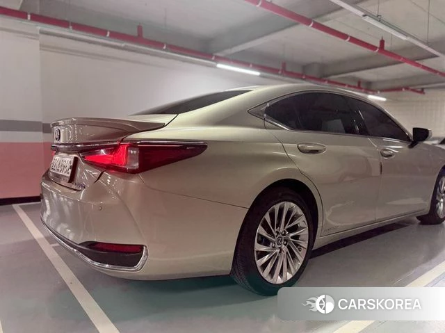 Lexus ES300h 7th generation id 4895037 из Кореи 10