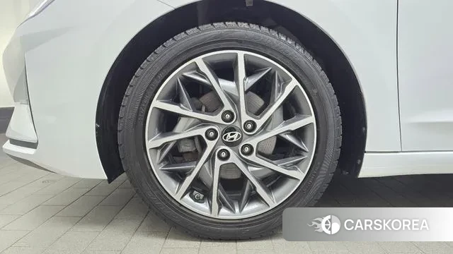 Hyundai The New Avante AD id 3568392 из Кореи 15