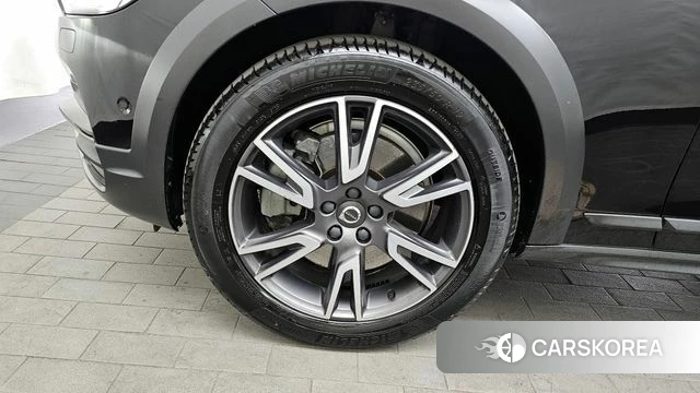 Volvo V90 Cross-Country id 4225014 из Кореи 29