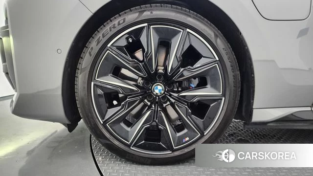 BMW 7 Series (G70) id 4700607 из Кореи 33