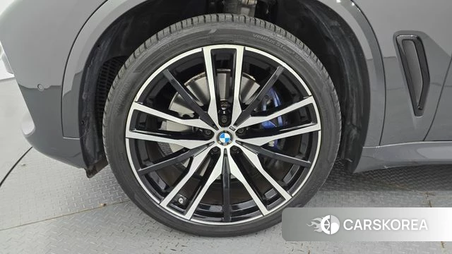 BMW X5 (G05) id 4443918 из Кореи 30